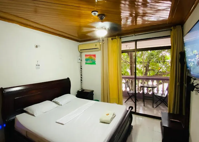 Casa Feliz Hostal Santa Marta 